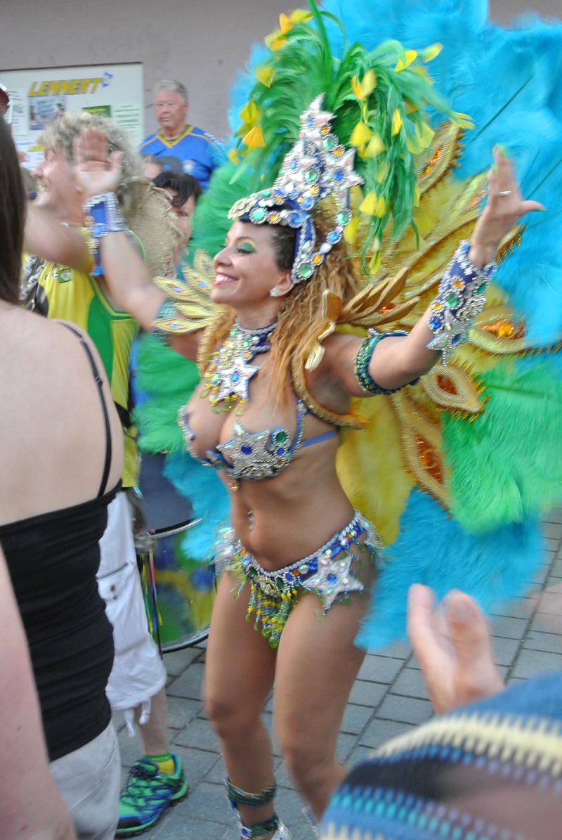 Samba_2440.jpg Samba_2440.jpg